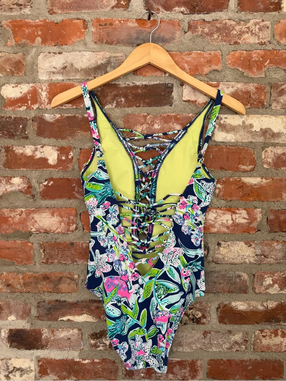 Lilly Pulitzer Isle Lattice One Piece Swimsuit Sway This Way Sz 2 - Picture 3 of 5